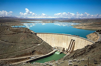 Zayanderud Dam